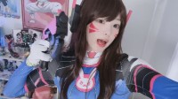 韓國萌妹COS《守望》D.Va：經典連體衣 表情可愛！